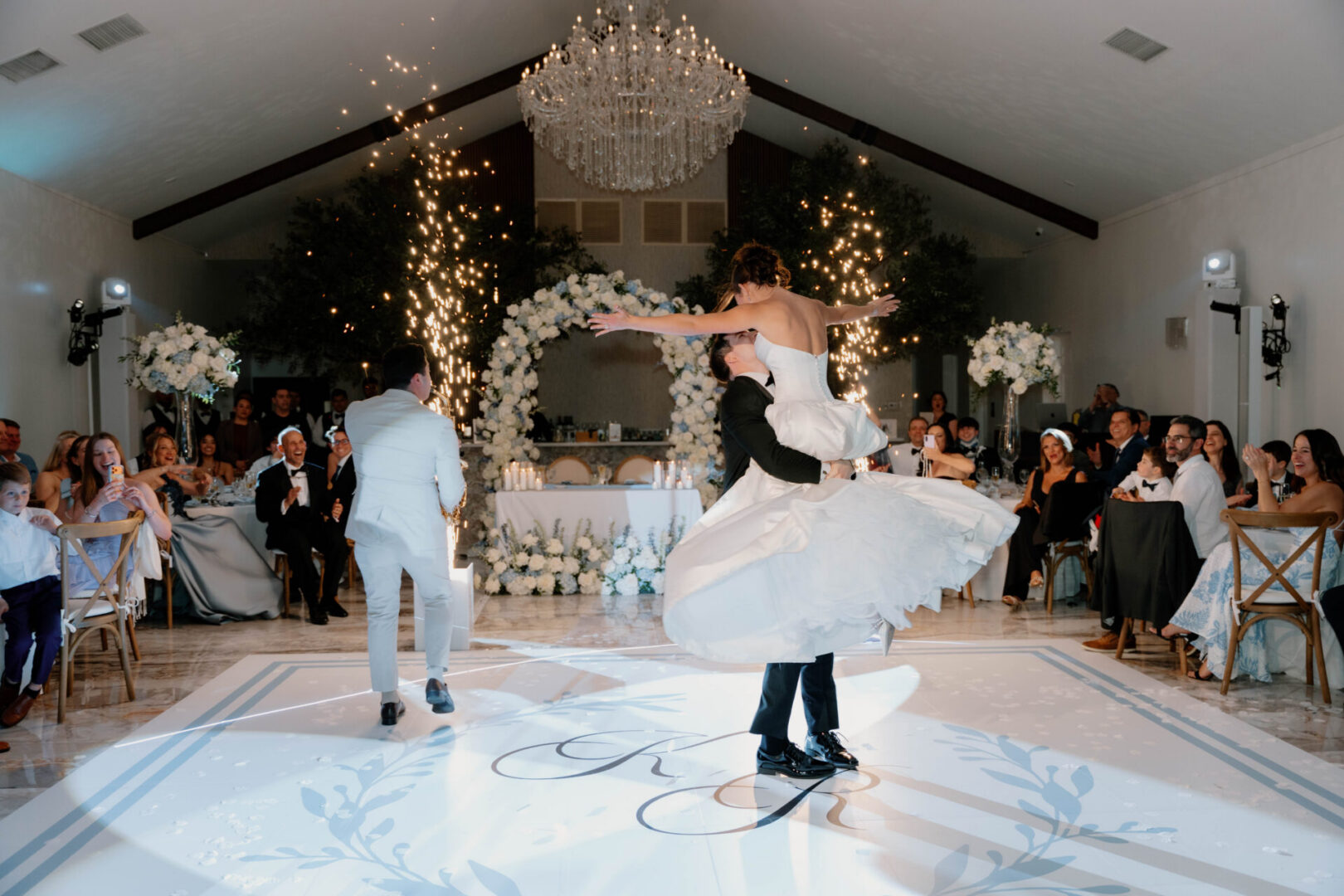 Modern-Rustic Luxury Wedding Venue 12 EB-1153
