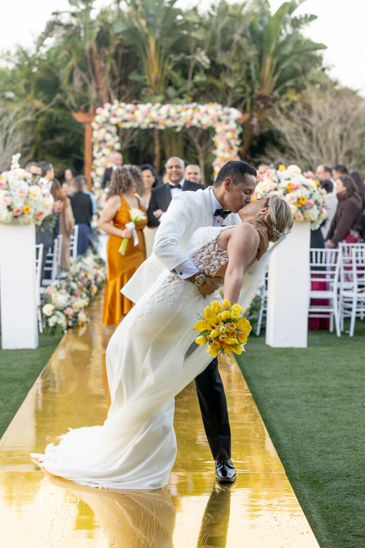 Modern-Rustic Luxury Wedding Venue 27 LeoPhotographer wedding 0847